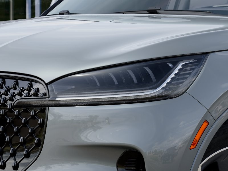 Lincoln Aviator Vehicle Full-screen Gallery Image 18