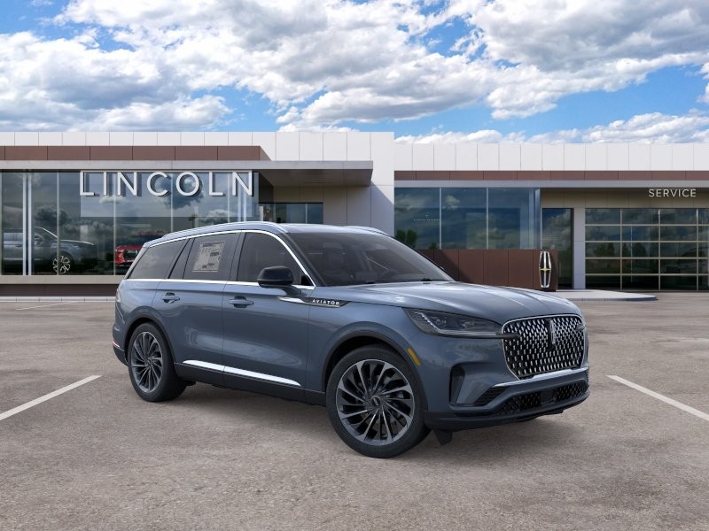 Lincoln Aviator Vehicle Full-screen Gallery Image 07