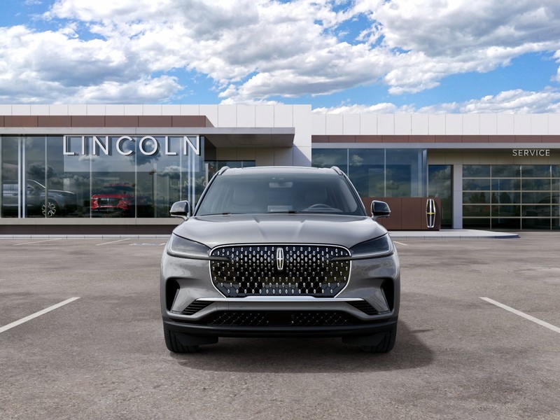 Lincoln Aviator Vehicle Full-screen Gallery Image 03