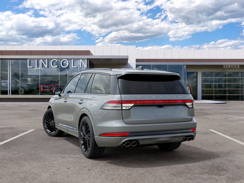 Lincoln Aviator Vehicle Full-screen Gallery Image 08