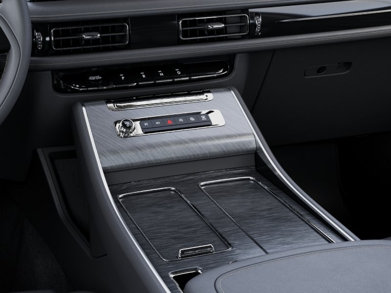 Lincoln Aviator Vehicle Full-screen Gallery Image 15