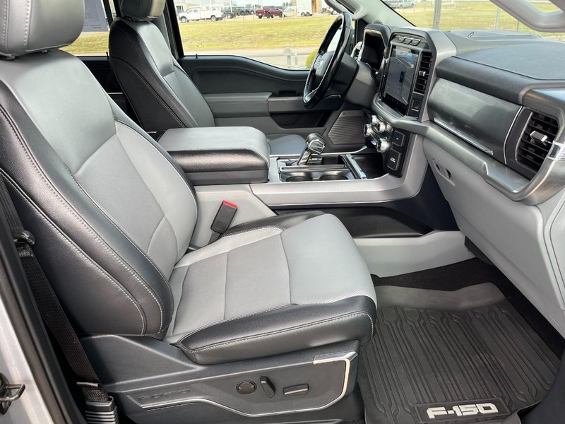 Ford F-150 Vehicle Full-screen Gallery Image 23