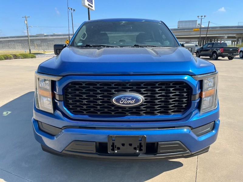 Ford F-150 Vehicle Full-screen Gallery Image 9