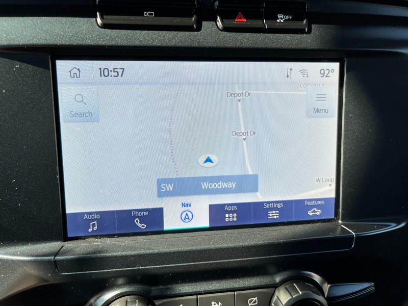 Ford F-150 Vehicle Full-screen Gallery Image 28