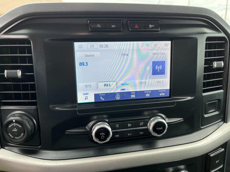 Ford F-150 Vehicle Full-screen Gallery Image 26