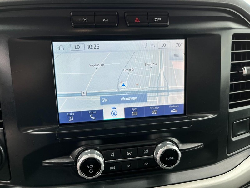 Ford F-150 Vehicle Full-screen Gallery Image 27