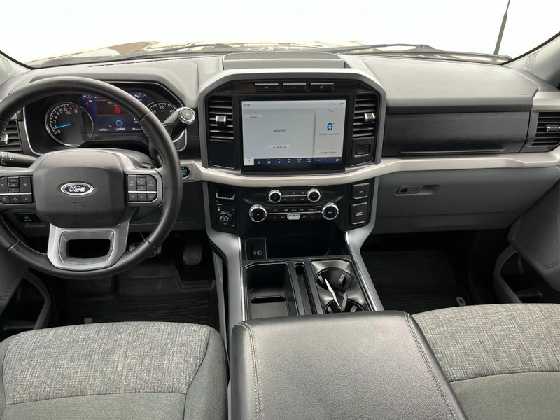 Ford F-150 Vehicle Full-screen Gallery Image 16