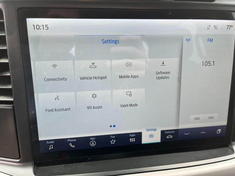 Ford F-150 Vehicle Full-screen Gallery Image 27