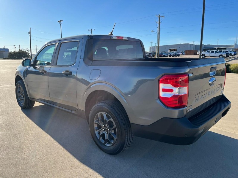 Ford Maverick Vehicle Full-screen Gallery Image 4