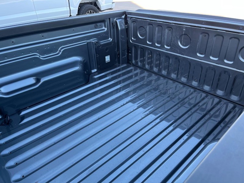 Ford Maverick Vehicle Full-screen Gallery Image 18