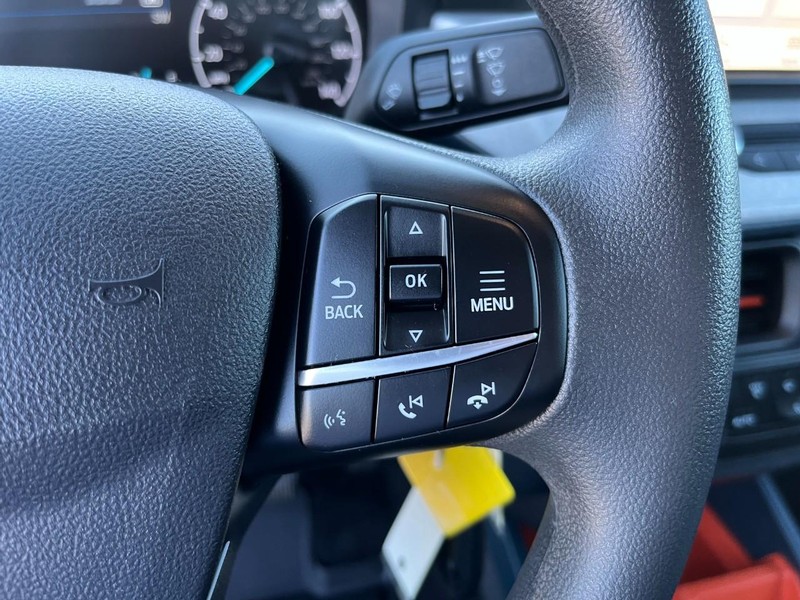 Ford Maverick Vehicle Full-screen Gallery Image 25