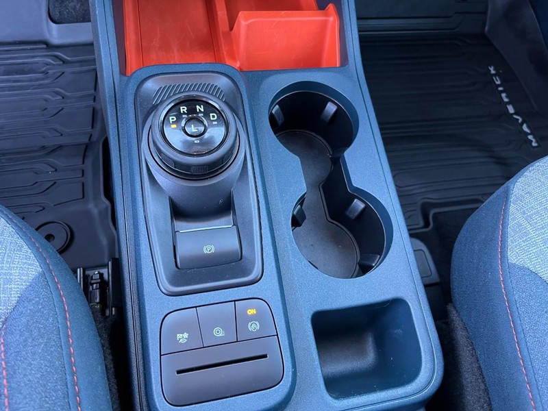 Ford Maverick Vehicle Full-screen Gallery Image 26