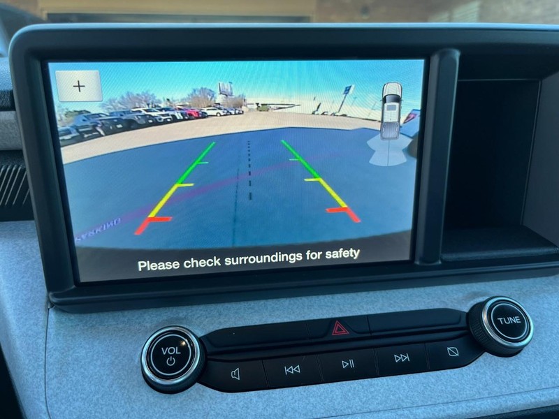 Ford Maverick Vehicle Full-screen Gallery Image 30