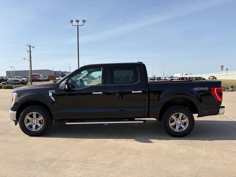 Ford F-150 Vehicle Full-screen Gallery Image 03