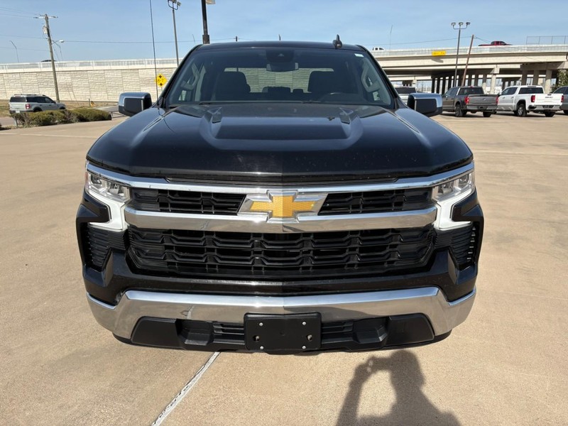 Chevrolet Silverado 1500 Vehicle Full-screen Gallery Image 9