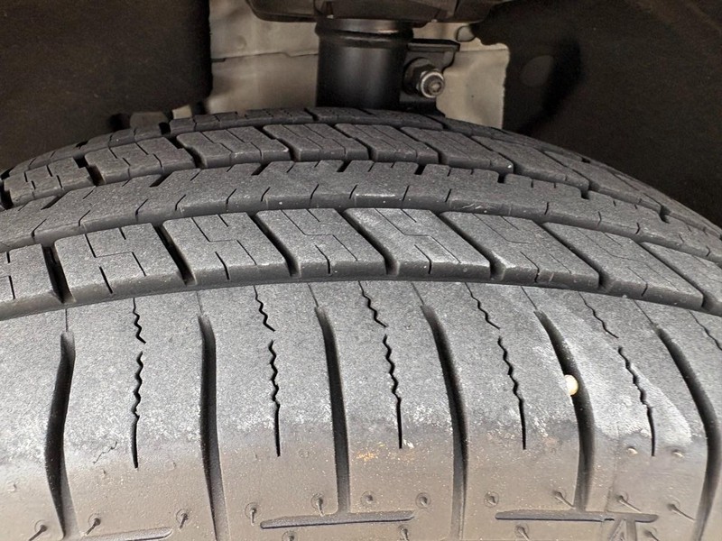 Ford Bronco Sport Vehicle Full-screen Gallery Image 11