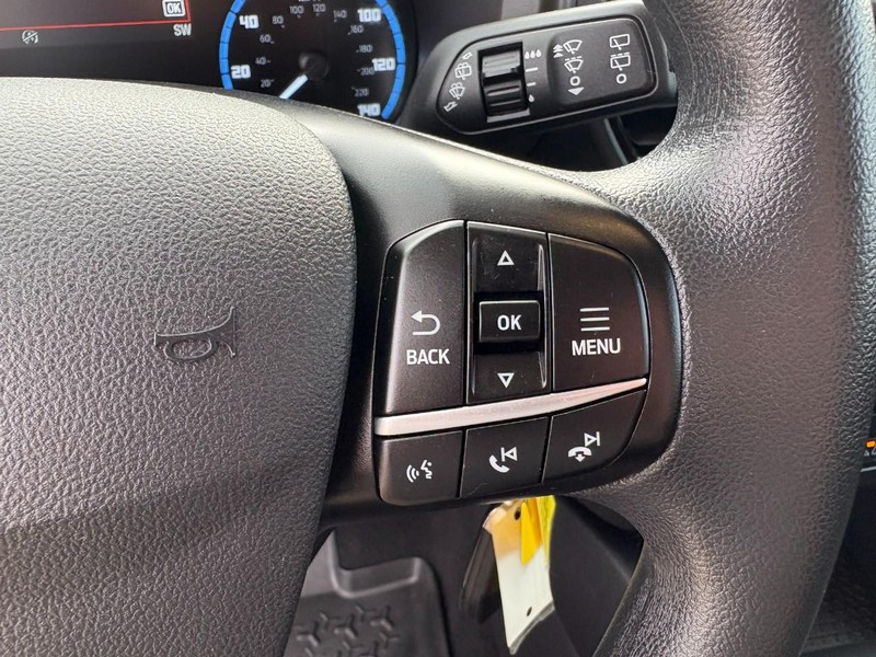 Ford Bronco Sport Vehicle Full-screen Gallery Image 25