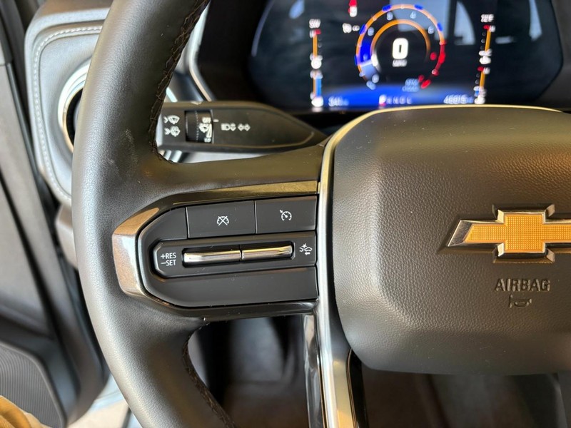 Chevrolet Colorado Vehicle Full-screen Gallery Image 22