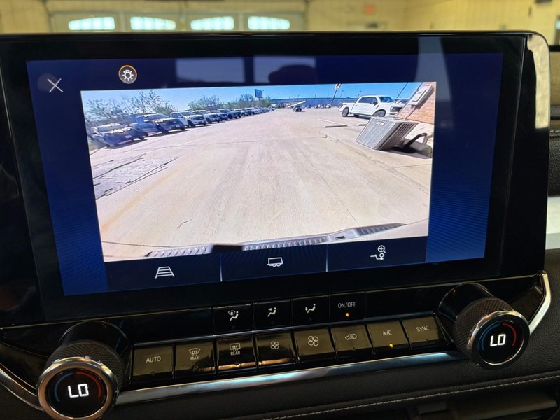 Chevrolet Colorado Vehicle Full-screen Gallery Image 28