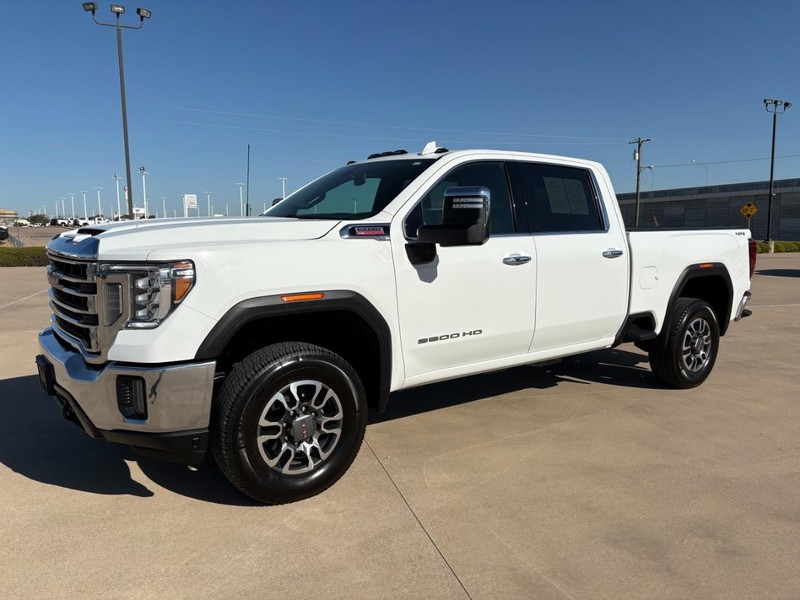 GMC Sierra 2500HD Vehicle Full-screen Gallery Image 2