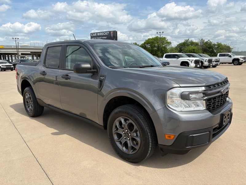 Ford Maverick Vehicle Full-screen Gallery Image 8