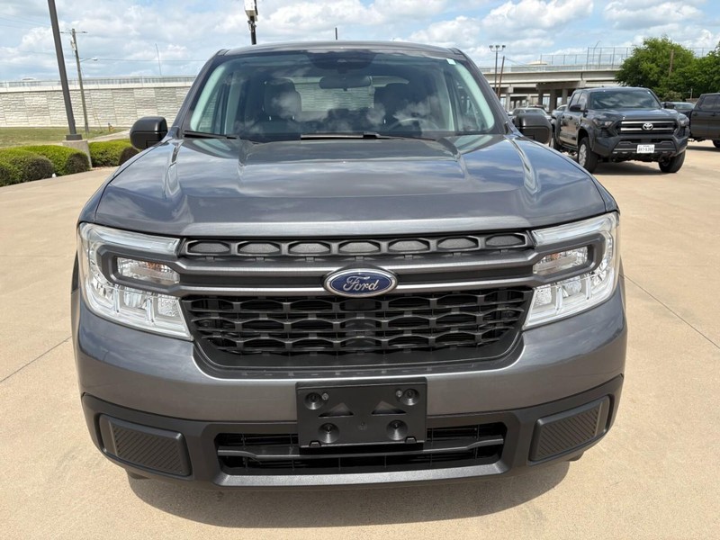 Ford Maverick Vehicle Full-screen Gallery Image 9