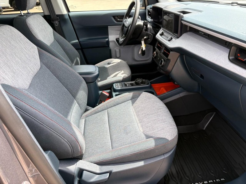 Ford Maverick Vehicle Full-screen Gallery Image 20