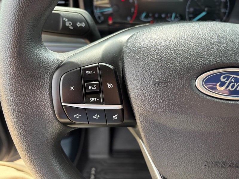 Ford Maverick Vehicle Full-screen Gallery Image 22