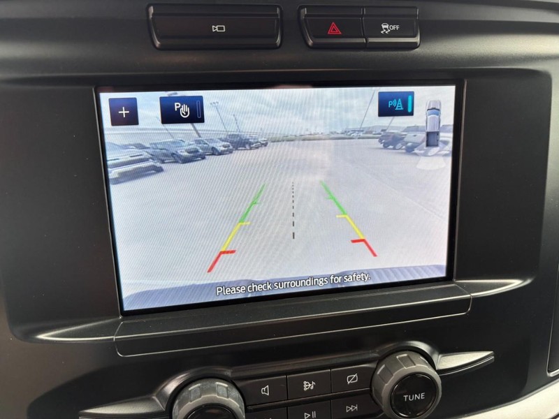 Ford F-150 Vehicle Full-screen Gallery Image 27