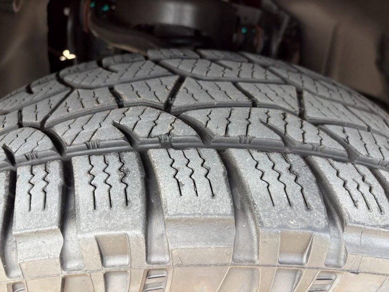 Ford F-150 Vehicle Full-screen Gallery Image 11