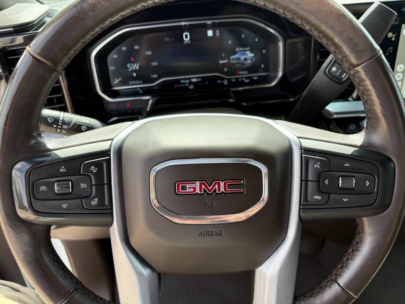 GMC Sierra 1500 Vehicle Full-screen Gallery Image 37