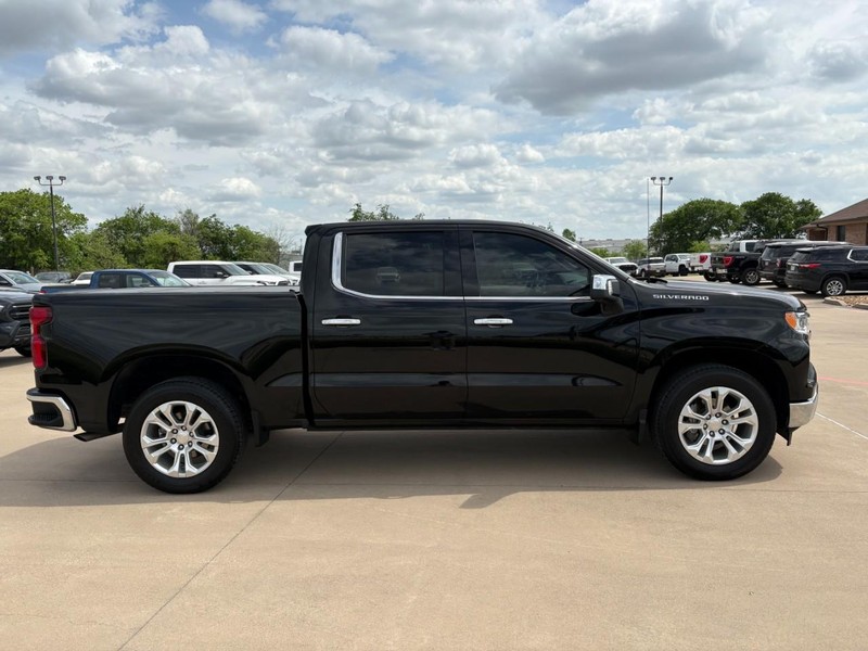 Chevrolet Silverado 1500 Vehicle Full-screen Gallery Image 7