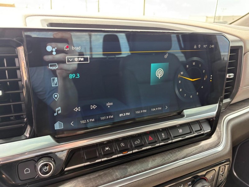 Chevrolet Silverado 1500 Vehicle Full-screen Gallery Image 29