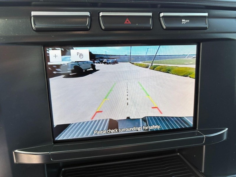 Ford Super Duty F-250 SRW Vehicle Full-screen Gallery Image 29