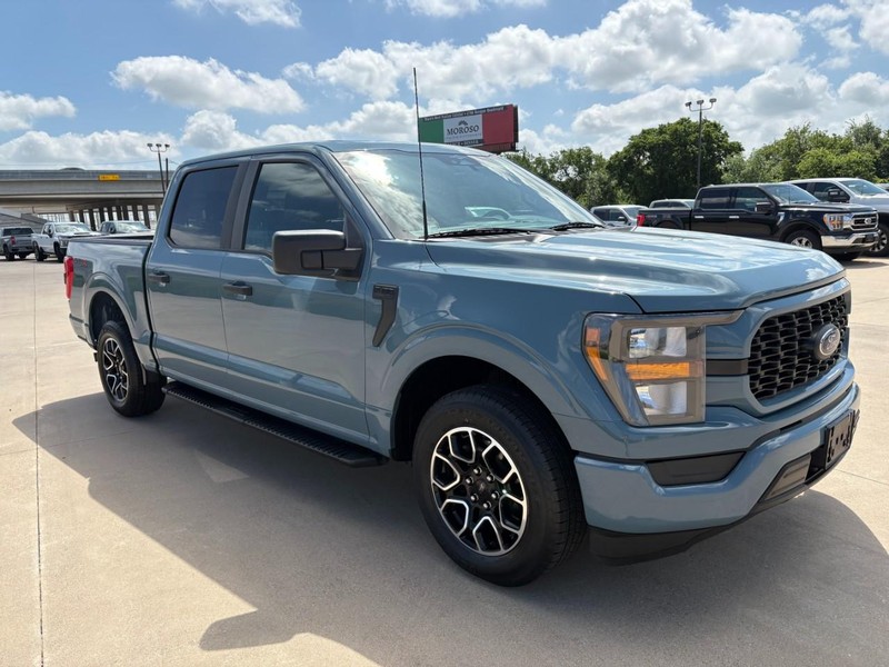 Ford F-150 Vehicle Full-screen Gallery Image 8