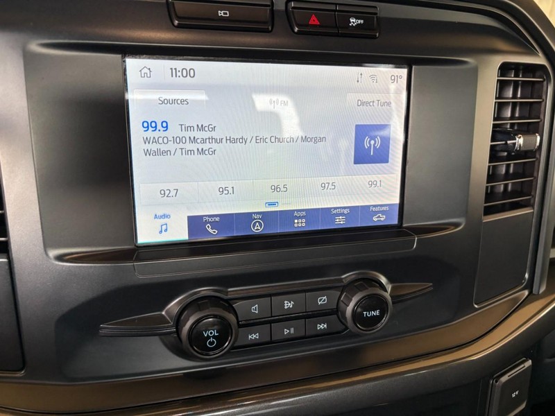 Ford F-150 Vehicle Full-screen Gallery Image 27