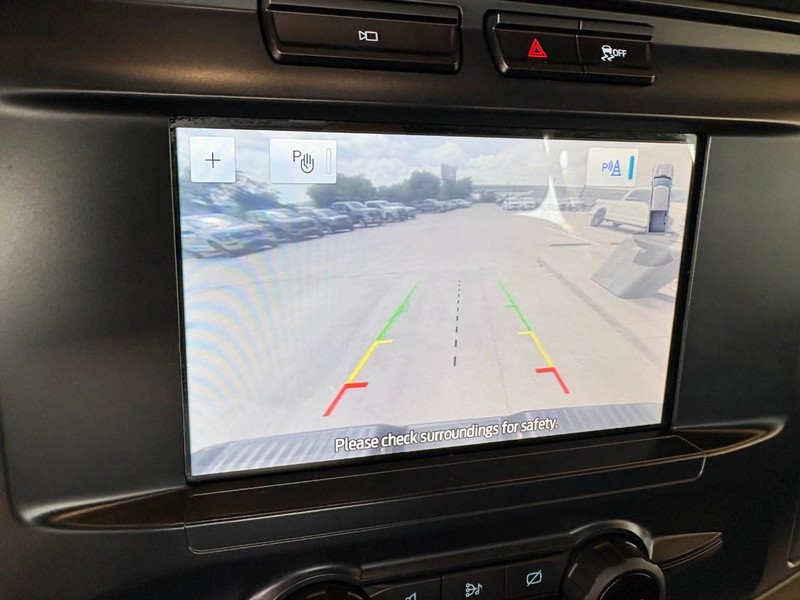 Ford F-150 Vehicle Full-screen Gallery Image 28