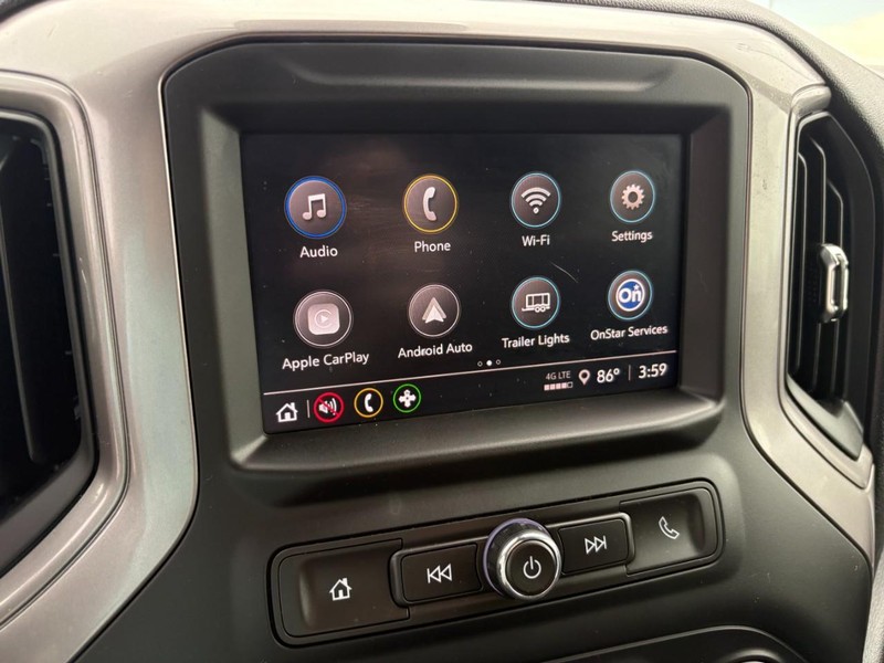 Chevrolet Silverado 1500 Vehicle Full-screen Gallery Image 26