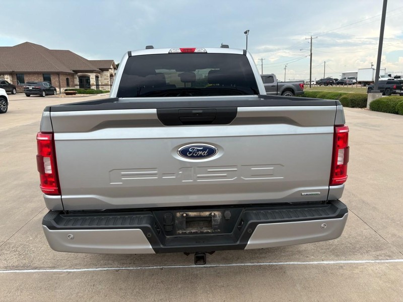 Ford F-150 Vehicle Full-screen Gallery Image 5
