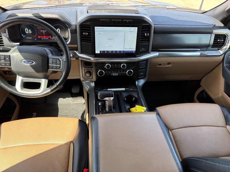 Ford F-150 Vehicle Full-screen Gallery Image 15