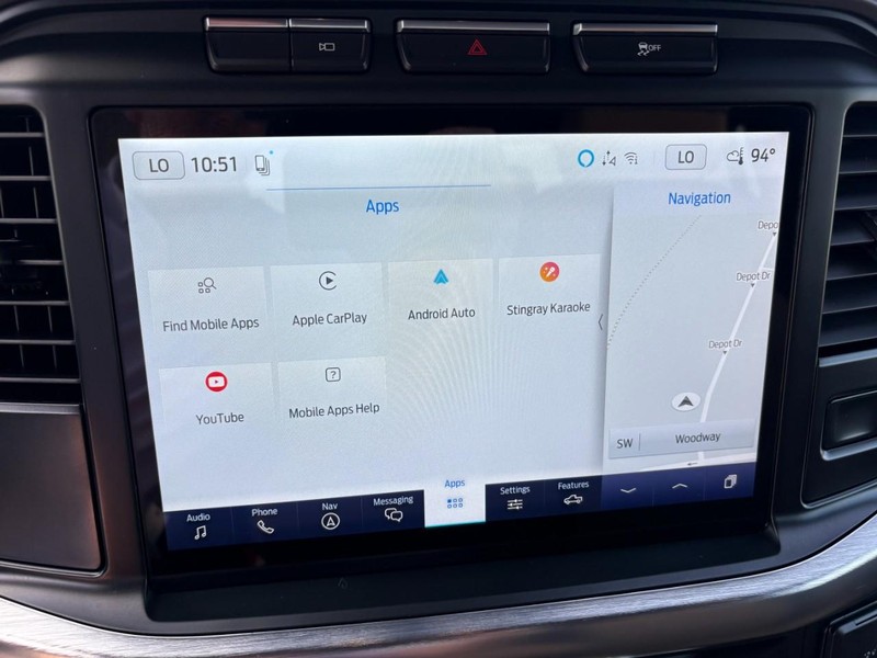 Ford F-150 Vehicle Full-screen Gallery Image 26
