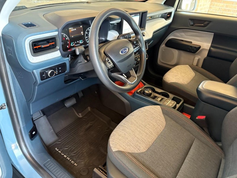 Ford Maverick Vehicle Full-screen Gallery Image 15