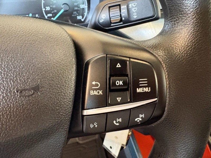 Ford Maverick Vehicle Full-screen Gallery Image 23