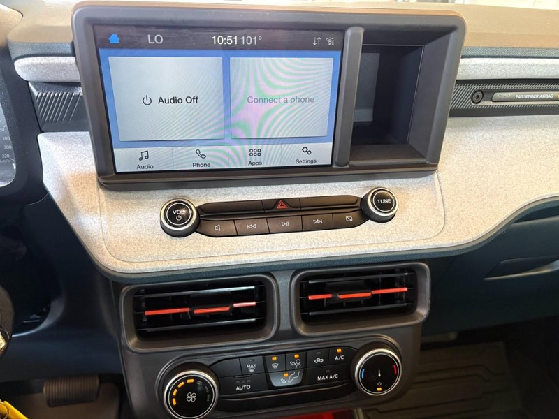 Ford Maverick Vehicle Full-screen Gallery Image 26