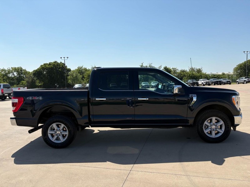 Ford F-150 Vehicle Full-screen Gallery Image 7