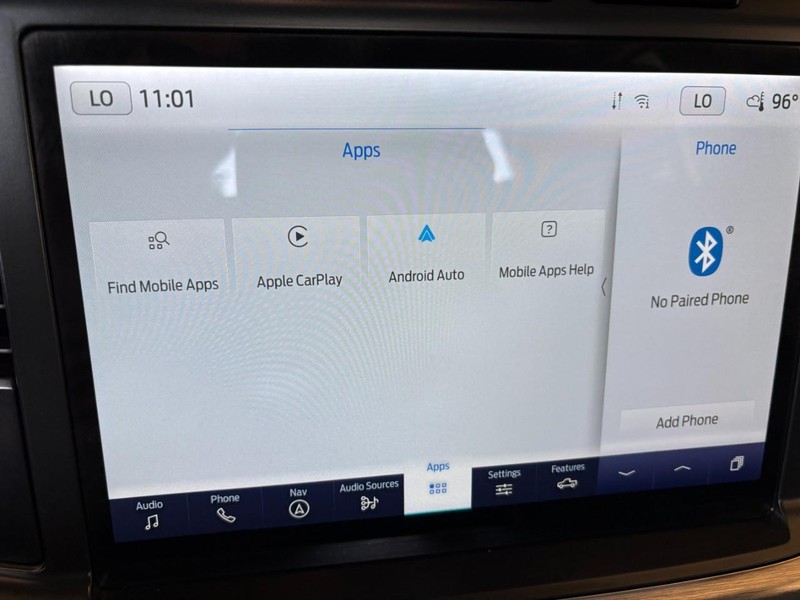 Ford F-150 Vehicle Full-screen Gallery Image 30