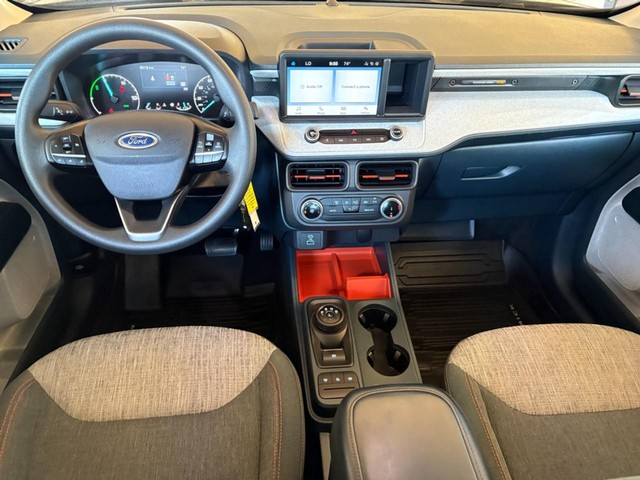 Ford Maverick Vehicle Full-screen Gallery Image 19