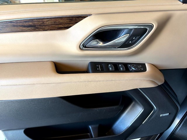 Chevrolet Tahoe Vehicle Full-screen Gallery Image 12