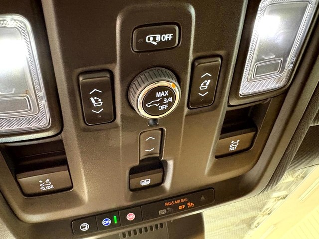 Chevrolet Tahoe Vehicle Full-screen Gallery Image 29