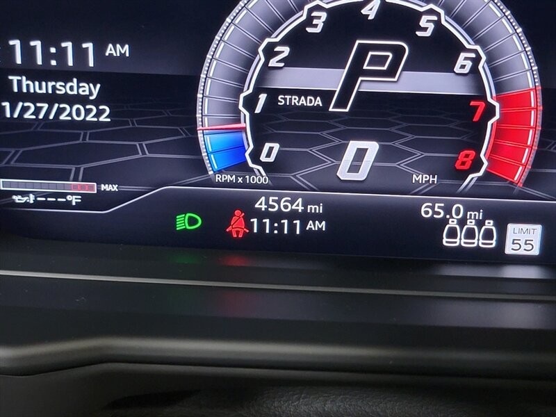 Lamborghini Urus Pearl capsule Vehicle Full-screen Gallery Image 45